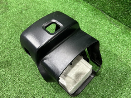 Кожух рулевой колонки