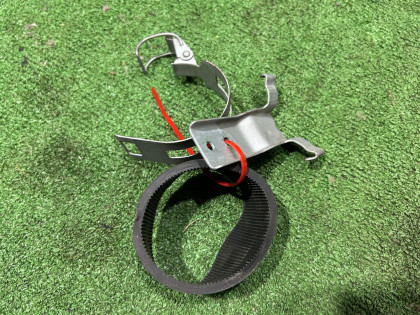 Крепление топливного фильтра