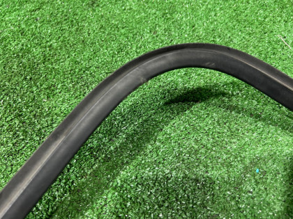 Молдинг лобового стекла SUBARU FORESTER OEM 65058SA000 SG5 2007 BLACK 32J