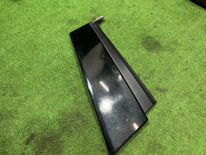 Молдинг заднего стекла правый