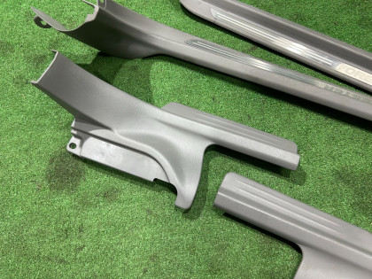 Накладки на пороги SUBARU FORESTER OEM 94060SA080ND 94060SA090ND 94061SA001ND 94061SA011ND SG5 2007 BLACK 32J