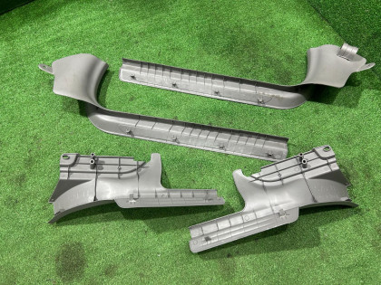 Накладки на пороги SUBARU FORESTER OEM 94060SA080ND 94060SA090ND 94061SA001ND 94061SA011ND SG5 2007 BLACK 32J