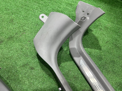 Накладки на пороги SUBARU FORESTER OEM 94060SA080ND 94060SA090ND 94061SA001ND 94061SA011ND SG5 2007 BLACK 32J