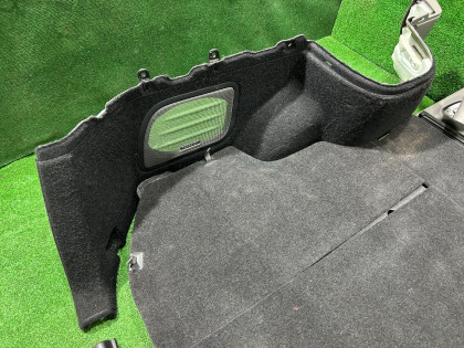 Обшивка багажника