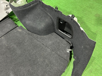 Обшивка багажника