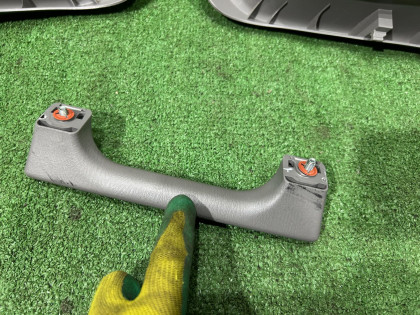 Обшивка пятой двери SUBARU FORESTER OEM 94330SA000ND 94330SA010ND 94310SA000ND SG5 2006 BLACK 32J