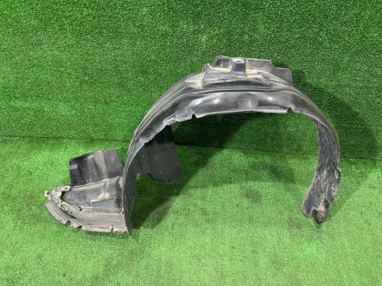 Подкрылок передний левый