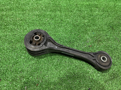 Подушка акпп верхняя