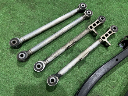 Рычаги задние