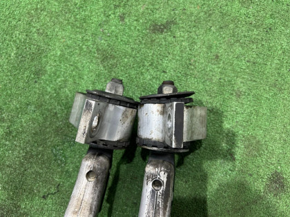 Рычаги передние