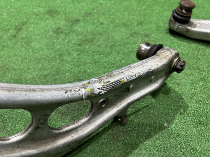 Рычаги передние