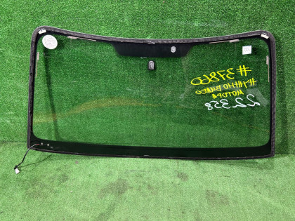 Стекло лобовое