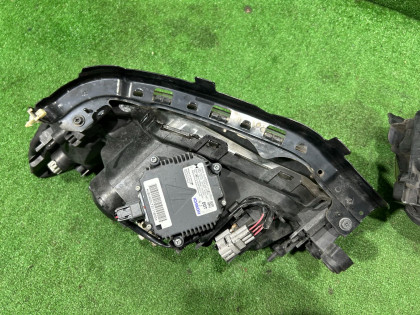 Фары SUBARU FORESTER OEM 84002SA121 84002SA131 SG5 2006