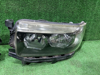Фары SUBARU FORESTER OEM 84002SA121 84002SA131 SG5 2006
