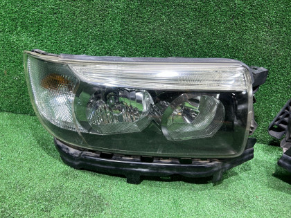 Фары SUBARU FORESTER OEM 84002SA121 84002SA131 SG5 2006