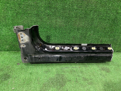 Порог металл левый