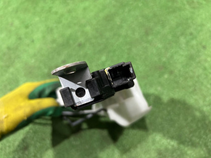 Замок двери передний правый