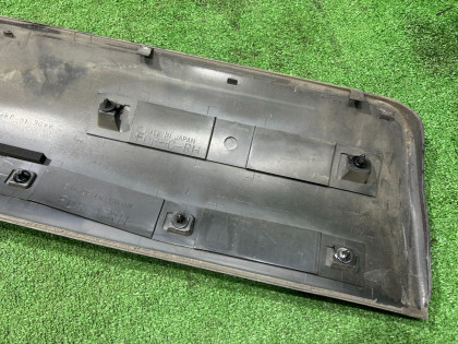 Фендер двери правый передний