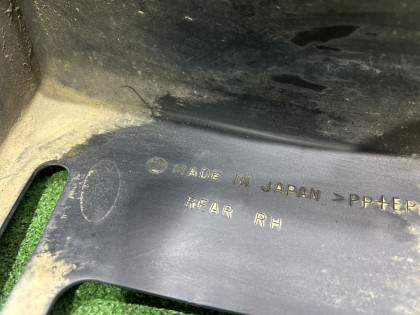 Брызговик задний правый SUBARU FORESTER OEM 1234567 SG5 2007 BLACK 32J