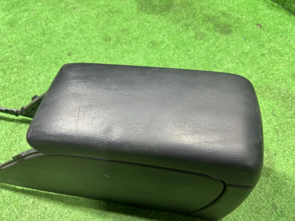 Бардачок подлокотник