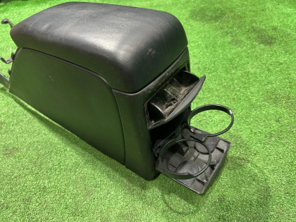 Бардачок подлокотник