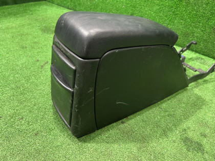 Бардачок подлокотник