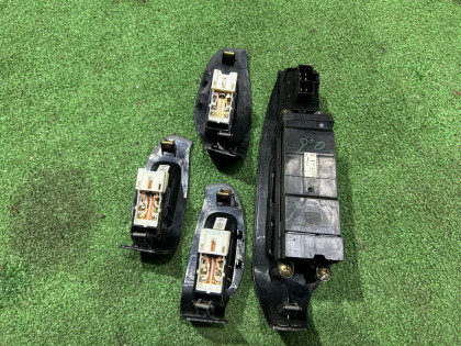 Блок управления стеклоподъемниками