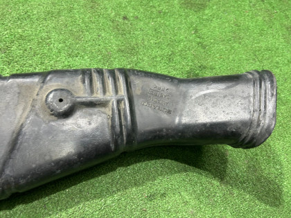 Воздухозаборник SUBARU LEGACY OEM 46012AE100 BE5 BH5 2002 EJ208 MT5