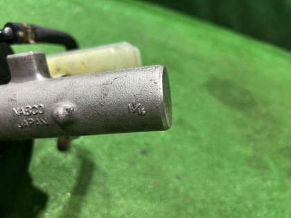 Главный тормозной цилиндр