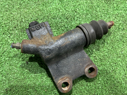 Главный цилиндр сцепления