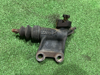 Главный цилиндр сцепления