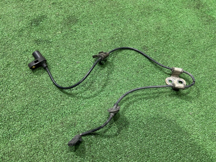 Датчик ABS передний левый