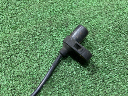 Датчик ABS передний правый