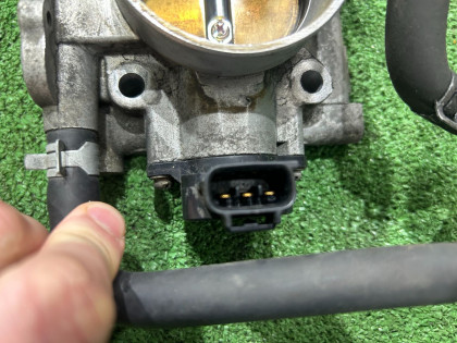 Дроссельная заслонка