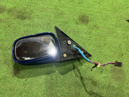 Зеркало левое