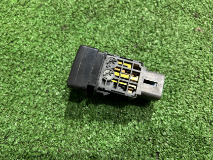 Кнопка птф SUBARU LEGACY OEM 83001AE000 BHE BH9 BH5 BE5 BE9 BEE 2002 EJ208 MT5