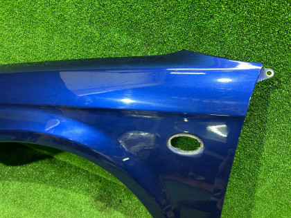 Крыло переднее левое