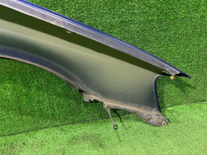 Крыло переднее левое