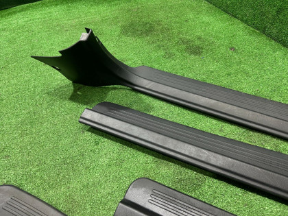 Накладки на пороги