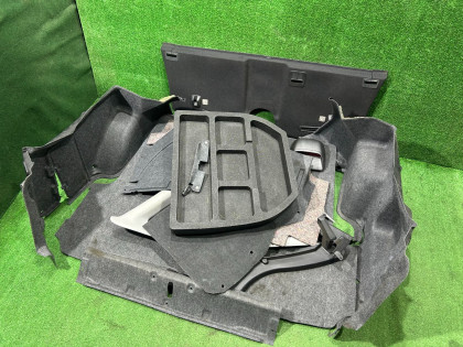 Обшивка багажника