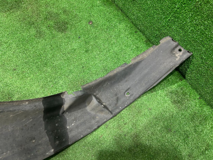 Подкрылок задний левый