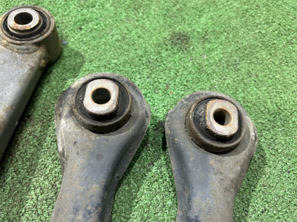 Рычаги задние