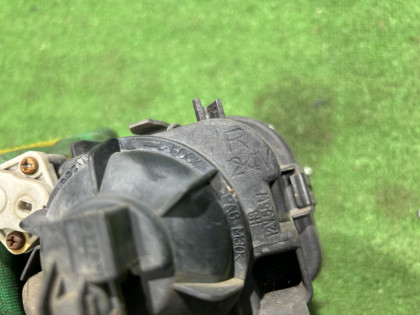 Фара противотуманная левая