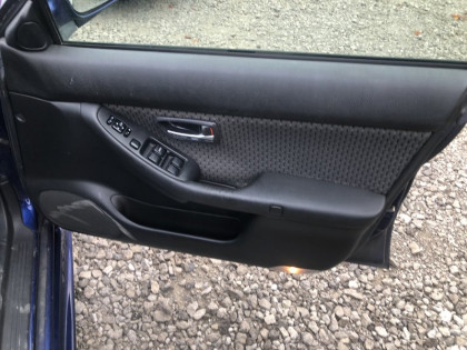 SUBARU LEGACY BE5 2002