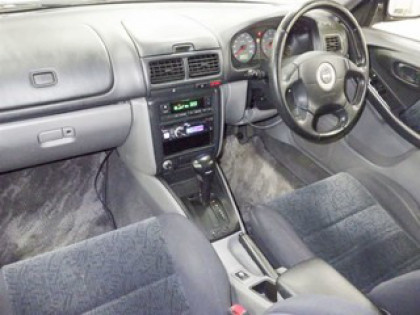 SUBARU FORESTER SF5 2000