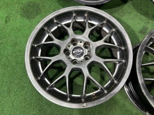 Диски R17 PIAA Racing Luomo terzo design SUBARU LEGACY OEM 1234567 BE5 2002