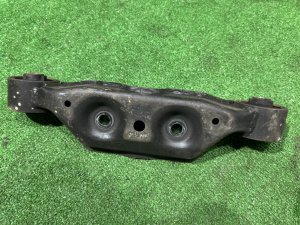 Балка редуктора SUBARU OUTBACK OEM 41310AG020 BPE 2004 EZ30