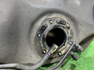 Бензобак SUBARU OUTBACK OEM 42012AE010 BPE 2004 EZ30