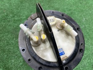 Бензонасос SUBARU OUTBACK OEM 42021AG020 BPE 2004 EZ30