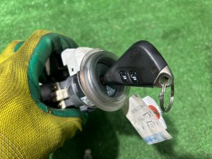 Замок зажигания комплект замков SUBARU OUTBACK OEM 57491AG131 BPE 2004 SILVER 39D, 3K3